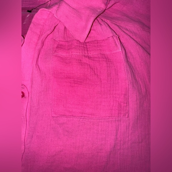 Day & Moon Bright Pink Button-Up crop gauzy bubble Shirt 100% cotton NWT Size M - Picture 11 of 14